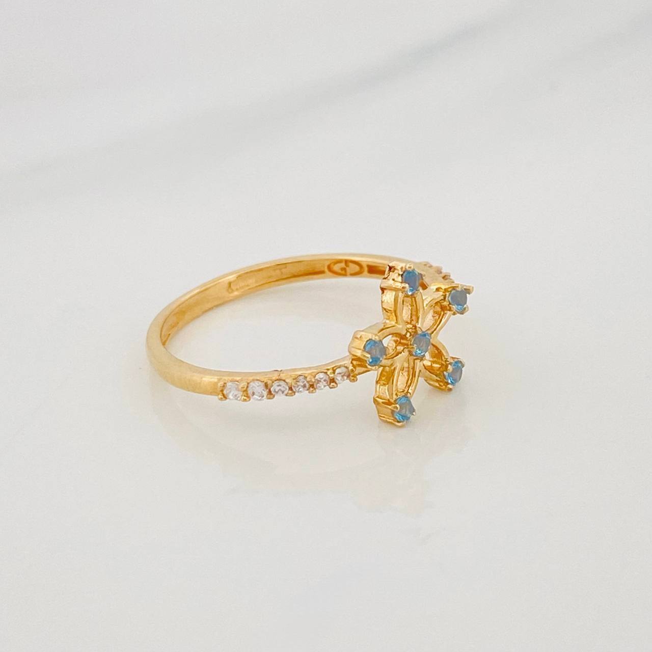 Flower Ring 1.35g / T6 18K Yellow Gold