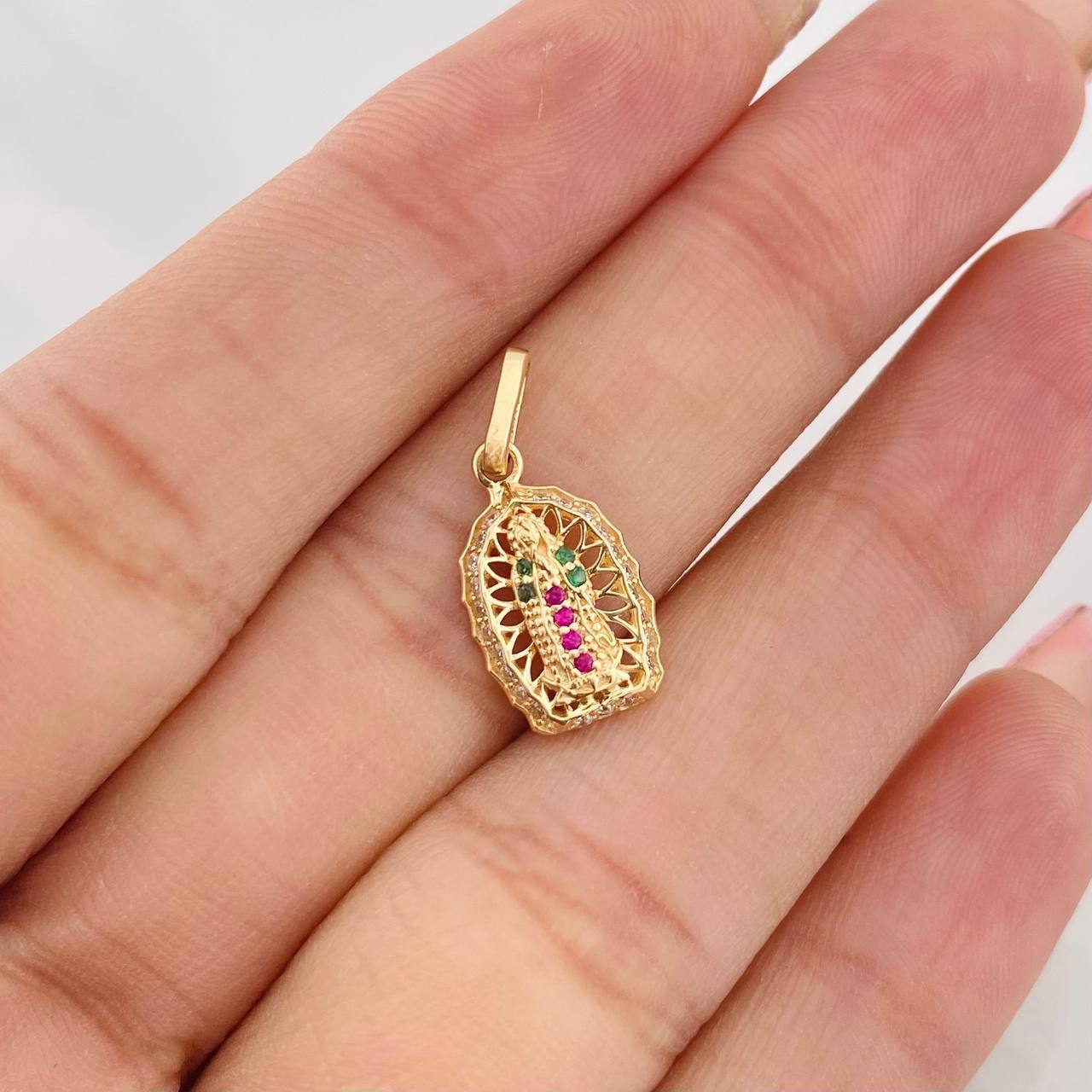 Dije Virgen de Guadalupe 1.3g / 3/4 in Oro Amarillo 18K