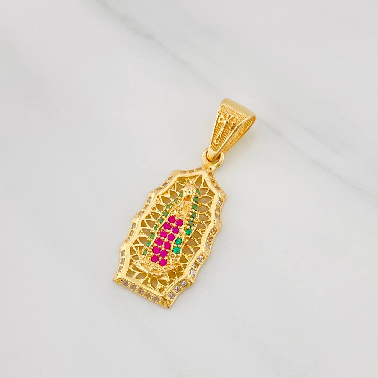 Pendant Virgin of Guadalupe 3.35g / 1 1/4 in Yellow 18K Gold