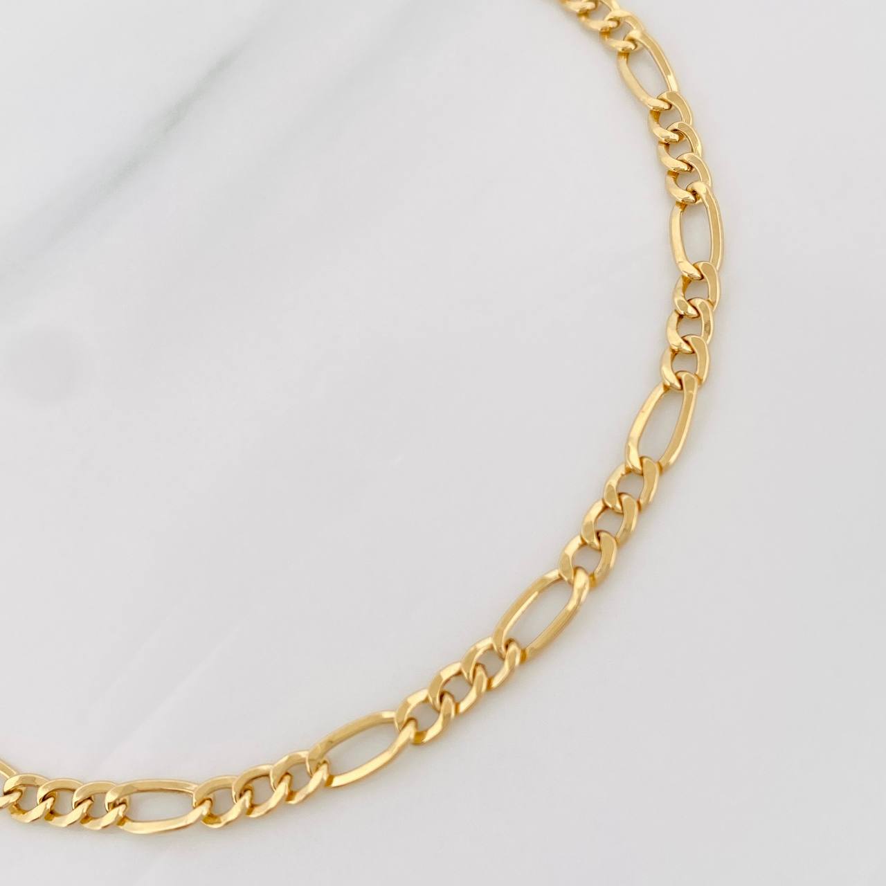 Pulso Figaro 1.55g / 7 1/2 in / 3.5mm Oro Amarillo 18K