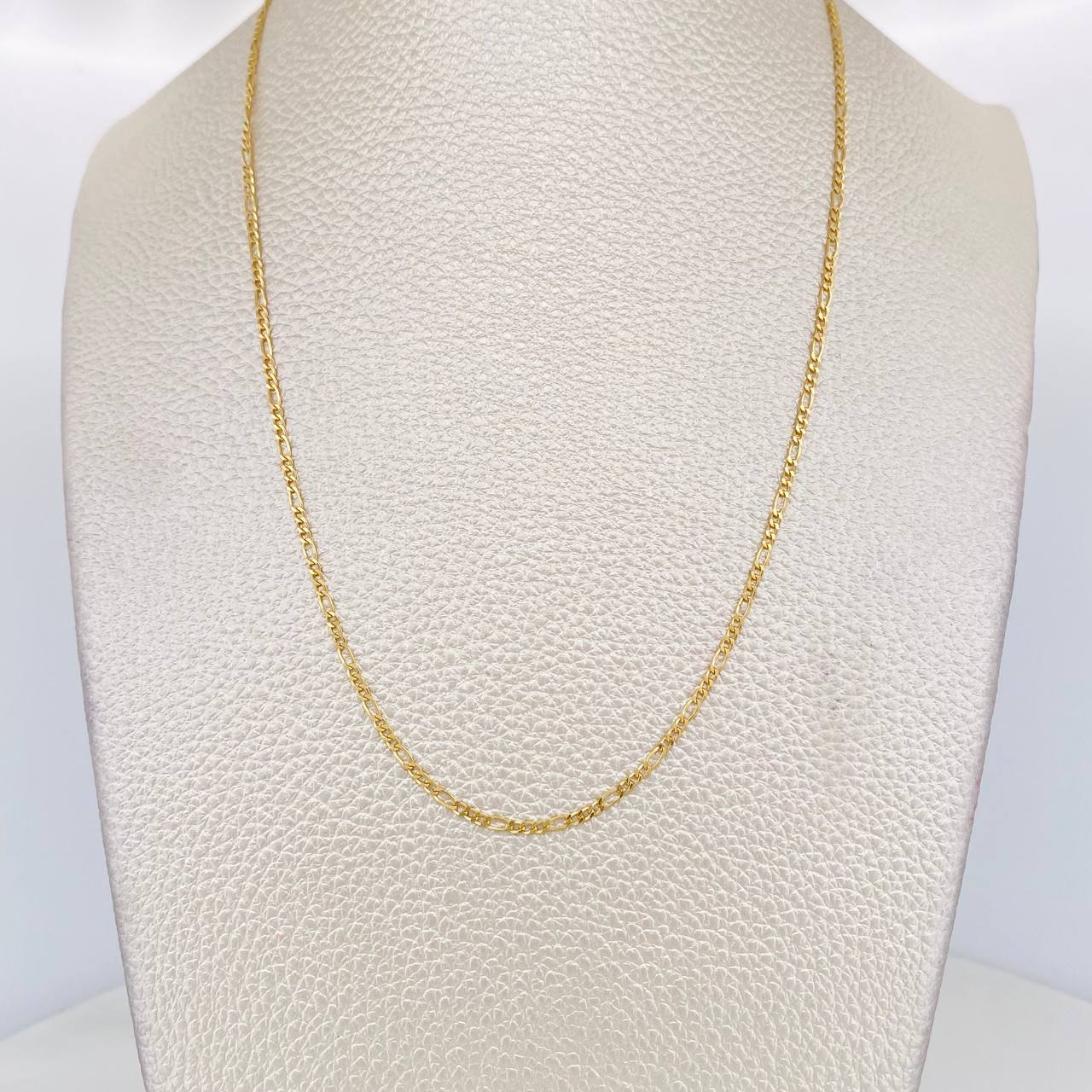 Cadena Figaro 1.3g / 18 in / 1.55mm Oro Amarillo 18K