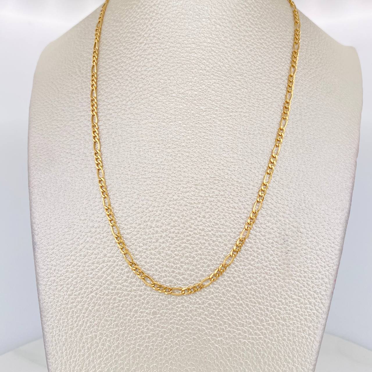 Cadena Figaro 2.2g / 20 in / 2.6mm Oro Amarillo 18K