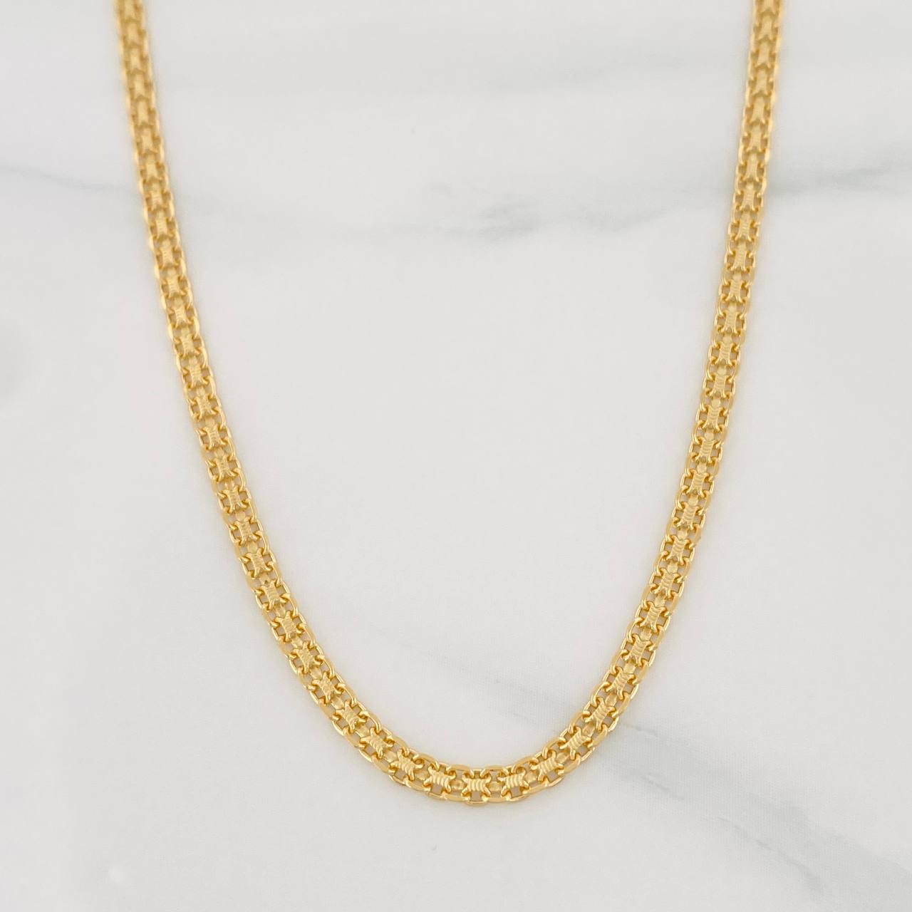 Cadena China 4.9g / 20 in / 2.1mm Oro Amarillo 18K