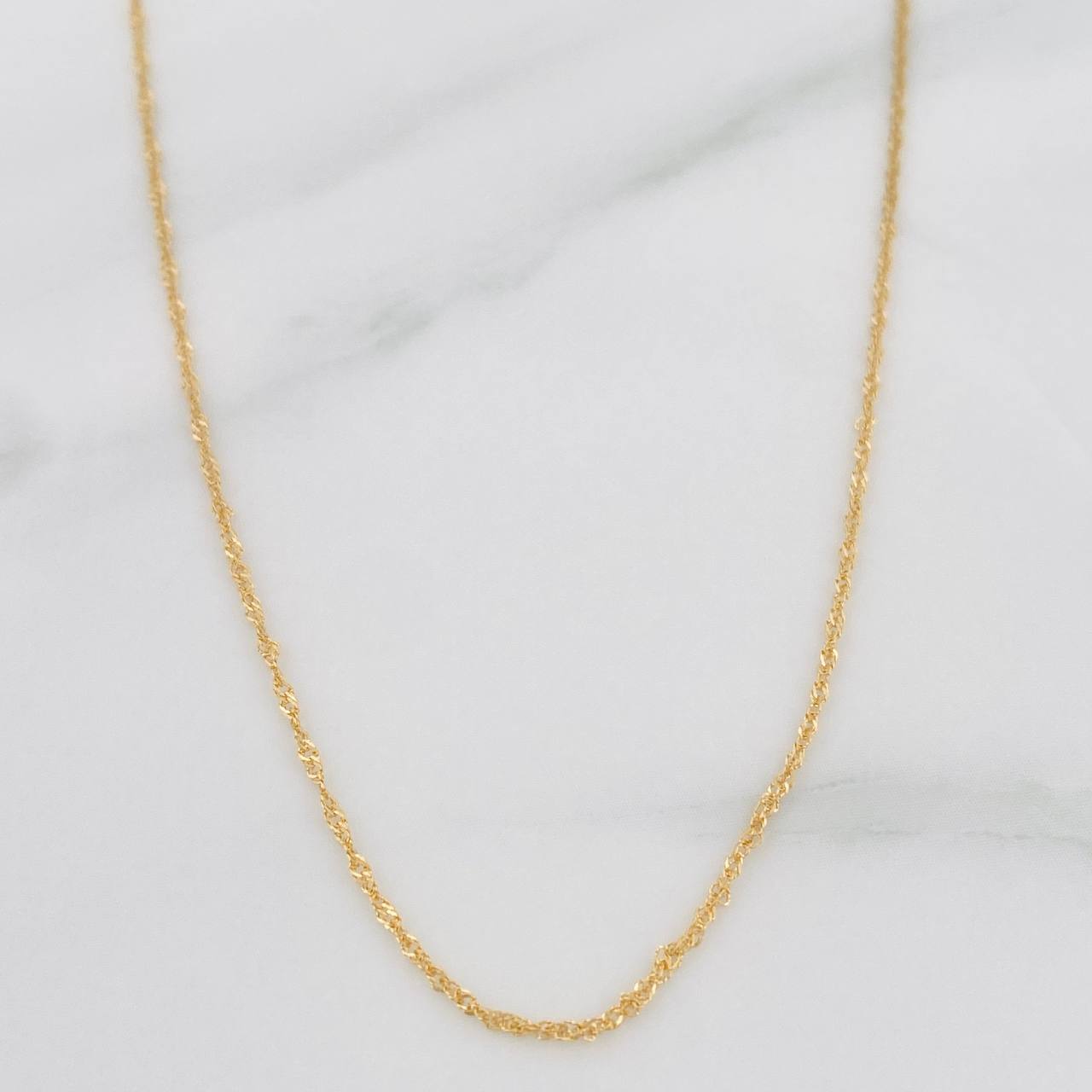 Singapore Chain 0.85g / 20 in / 0.7mm Yellow Gold 18K