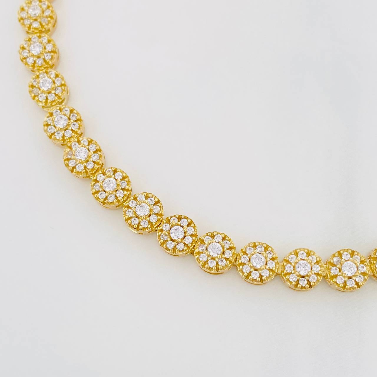 Tennis Bracelet 10.95g / 6 1/2 in / 5.24mm Yellow Gold 18K