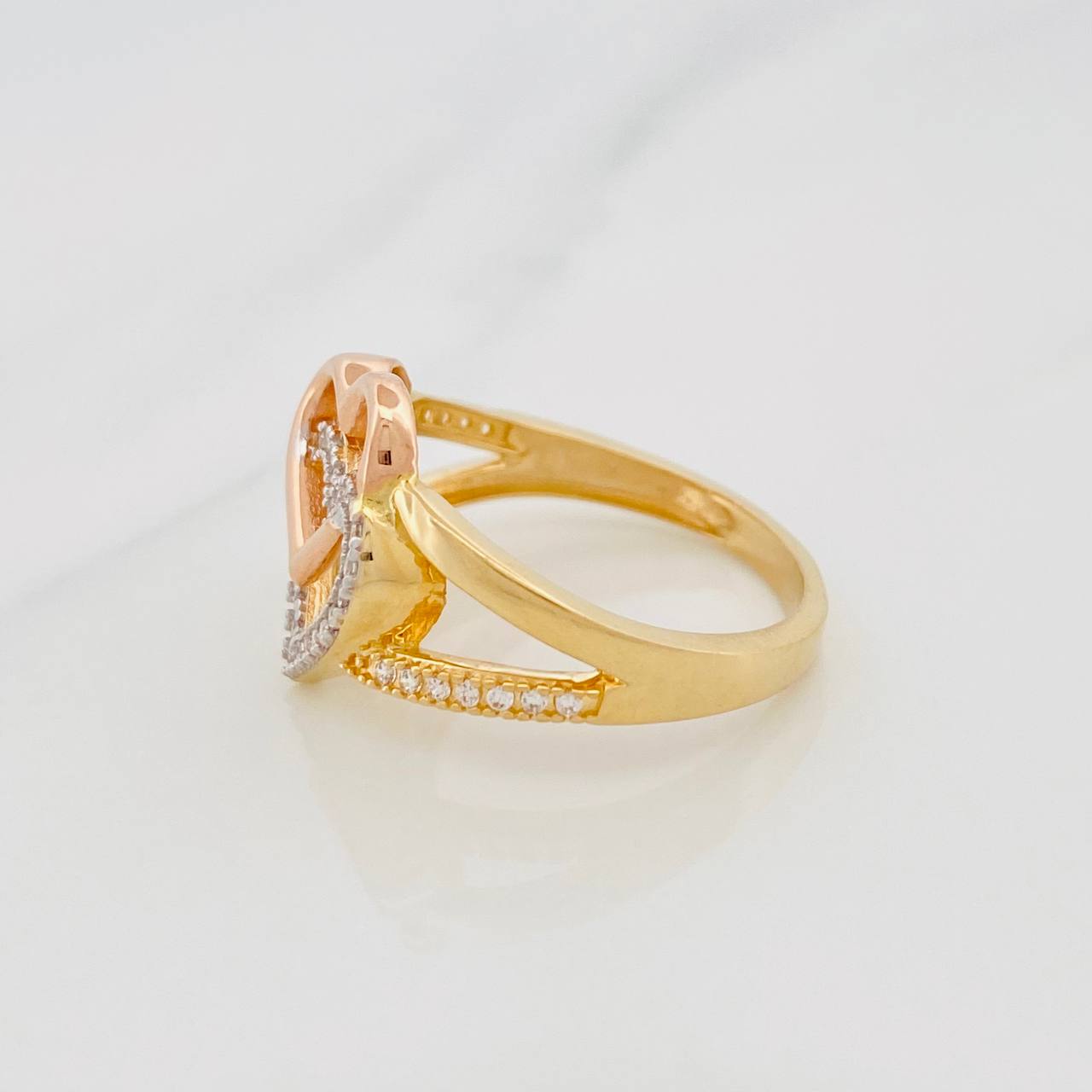 Hearts Ring 3.7g / T7 1/2 Three Golds 18K