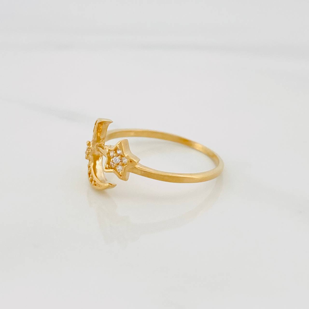 Anillo Estrella Luna 1.6g / T6 Oro Amarillo 18K