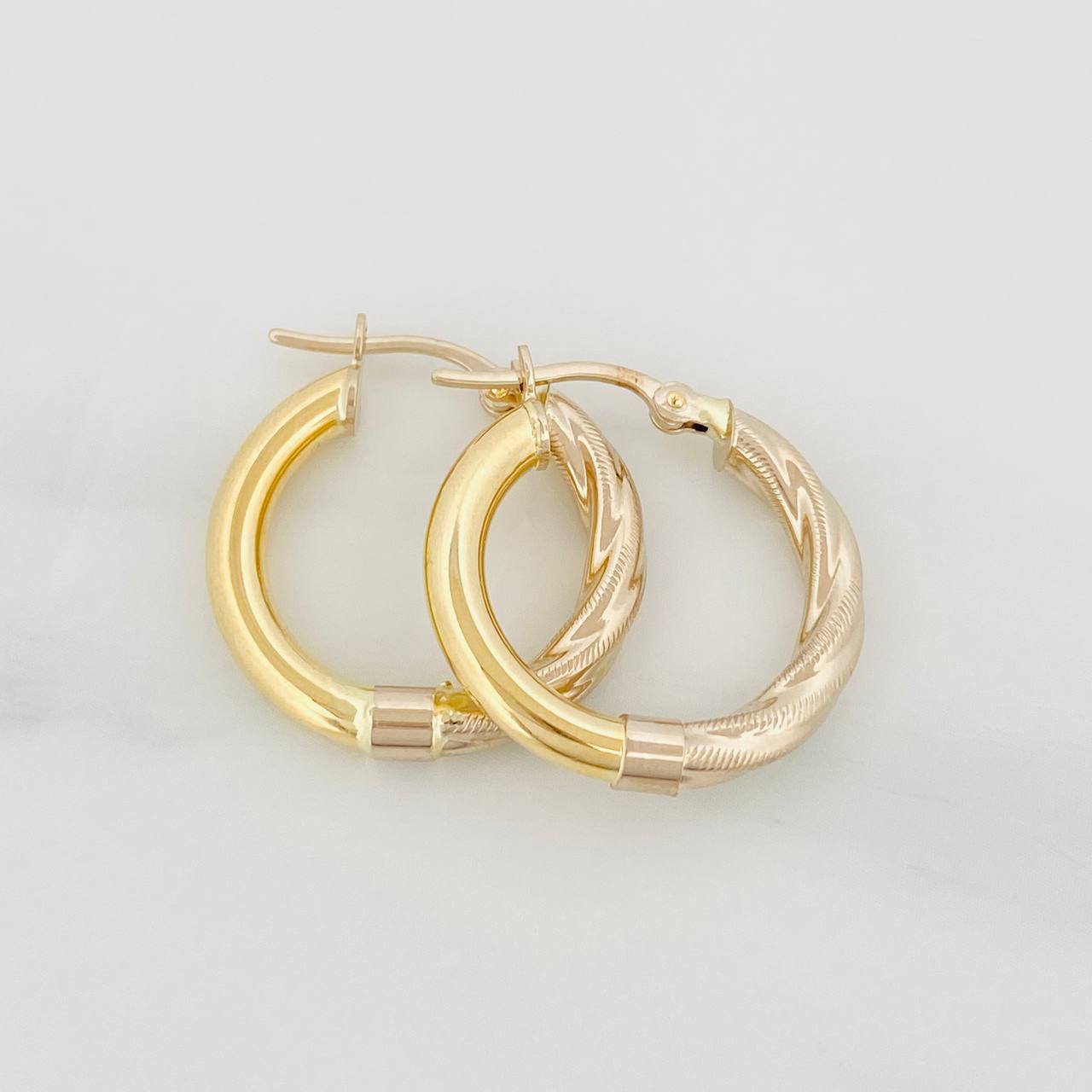 Candongas Adel 2.7g / 3/4 in Dos Oros Amarillo Blanco 18K