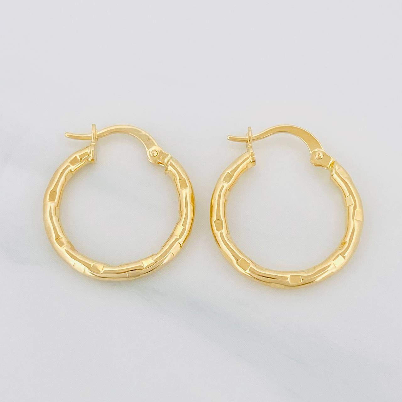 Candongas Lucero 1.45g / 3/4 in Oro Amarillo 18K