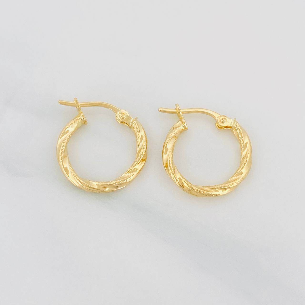 Hoop Earrings Gala 1.15g / 3/4 in Yellow Gold 18K