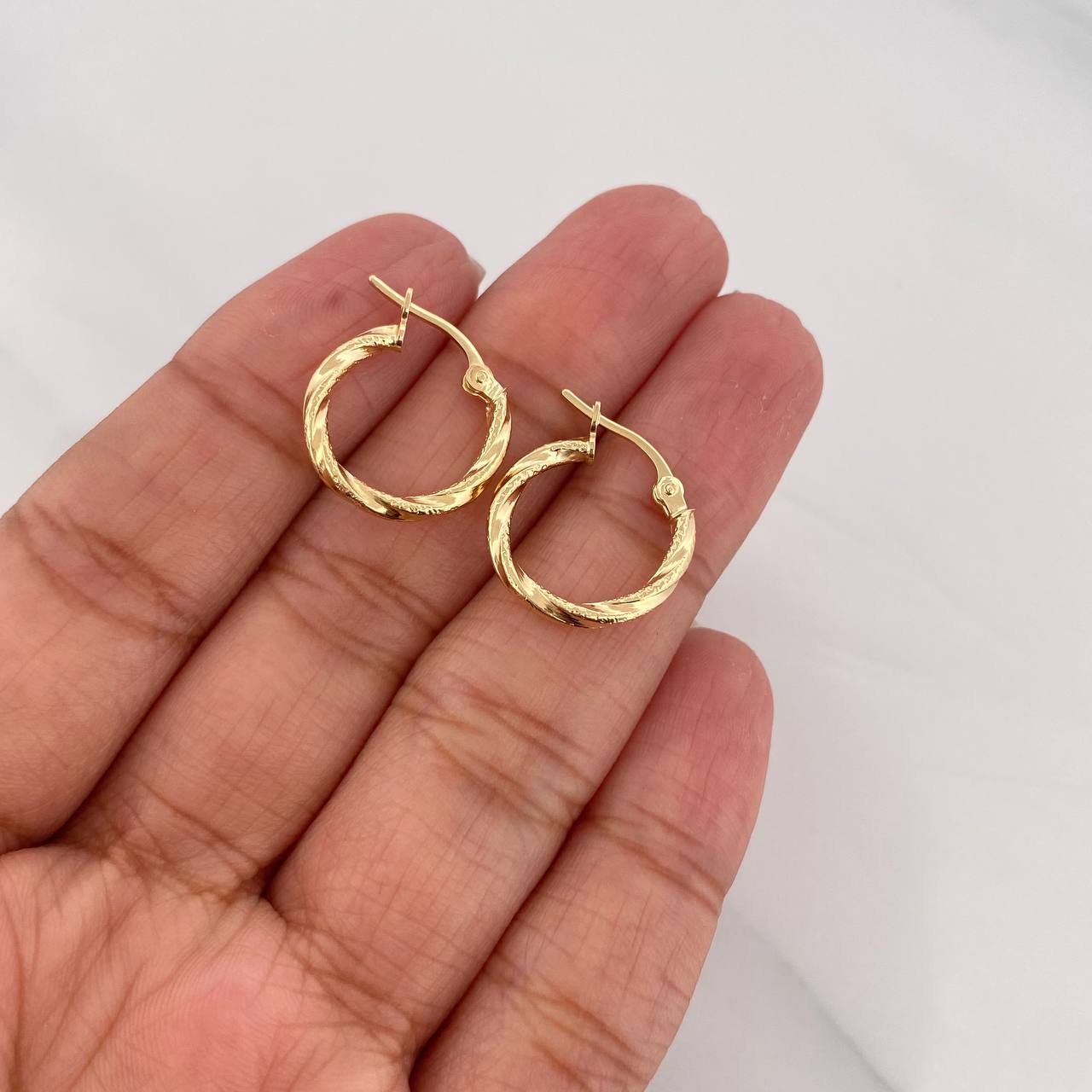 Hoop Earrings Gala 1.15g / 3/4 in Yellow Gold 18K