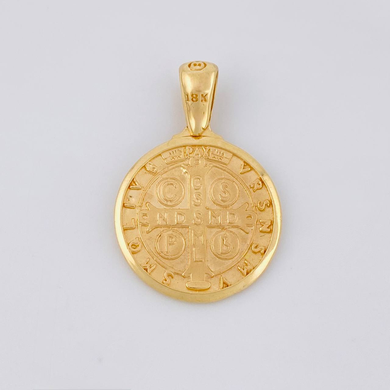 Pendant Saint Benedict 5.25g / 1 1/4 in Yellow Gold 18K