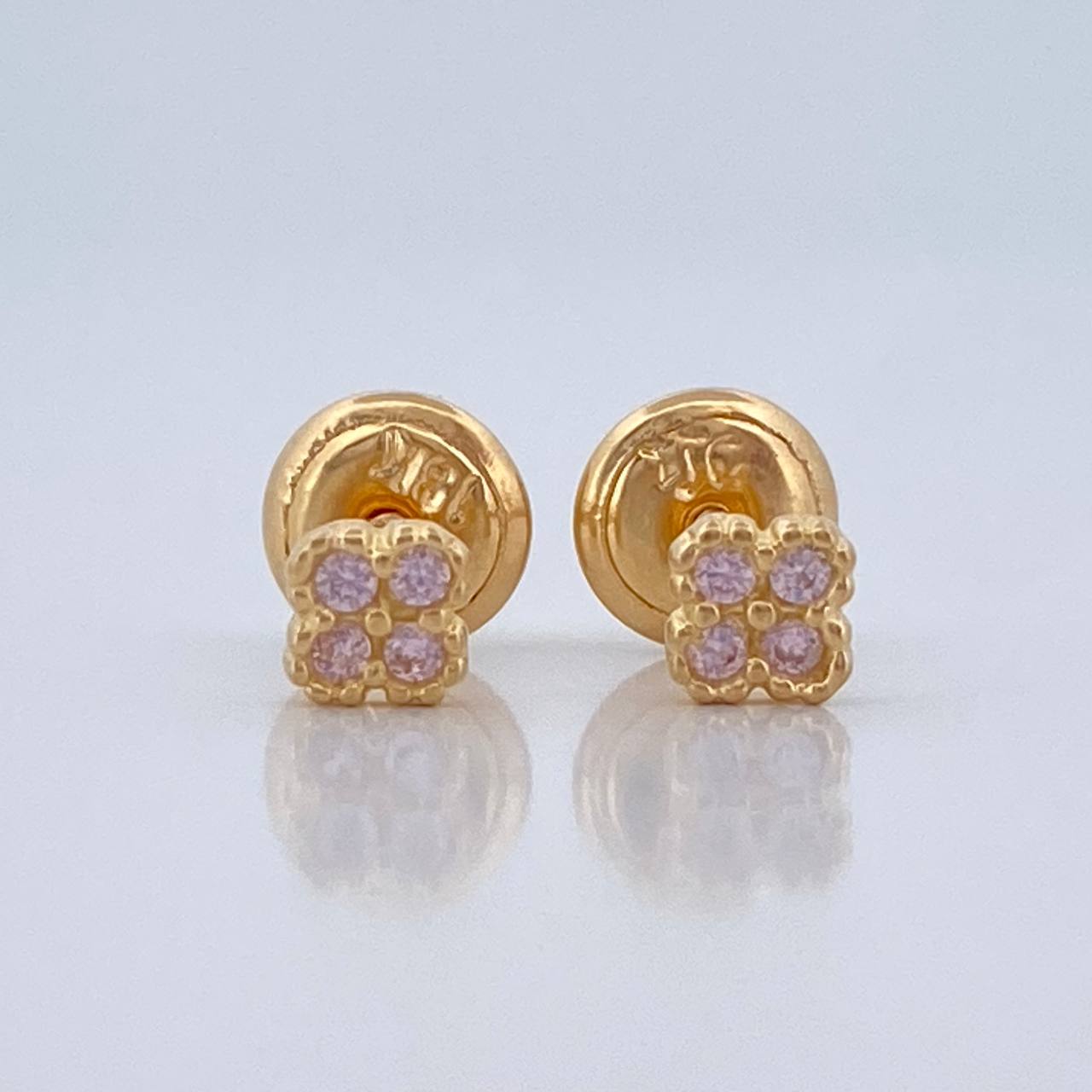Topos Mini Trebol 0.6gr / 3.8mm Oro Amarillo 18K %