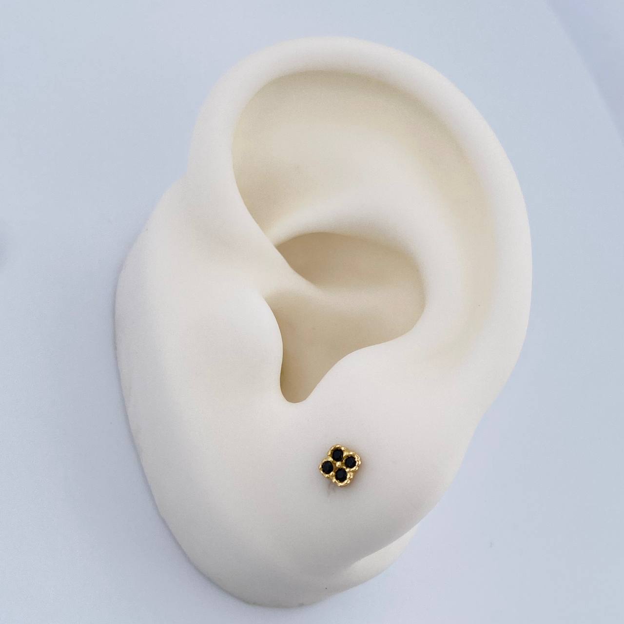 Topos Mini Trebol 0.65gr / 3.8mm Oro Amarillo 18K %