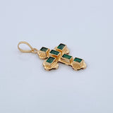 Dije Cruz Plana Esmeralda 57Pts 1.4gr / 1 in / Oro Amarillo 18K $