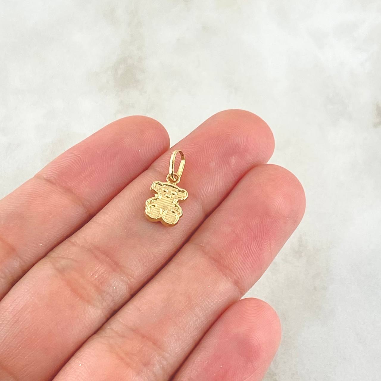 Dije Oso TS 0.45gr / 1.5cm / Texturizado Oro Amarillo 18K
