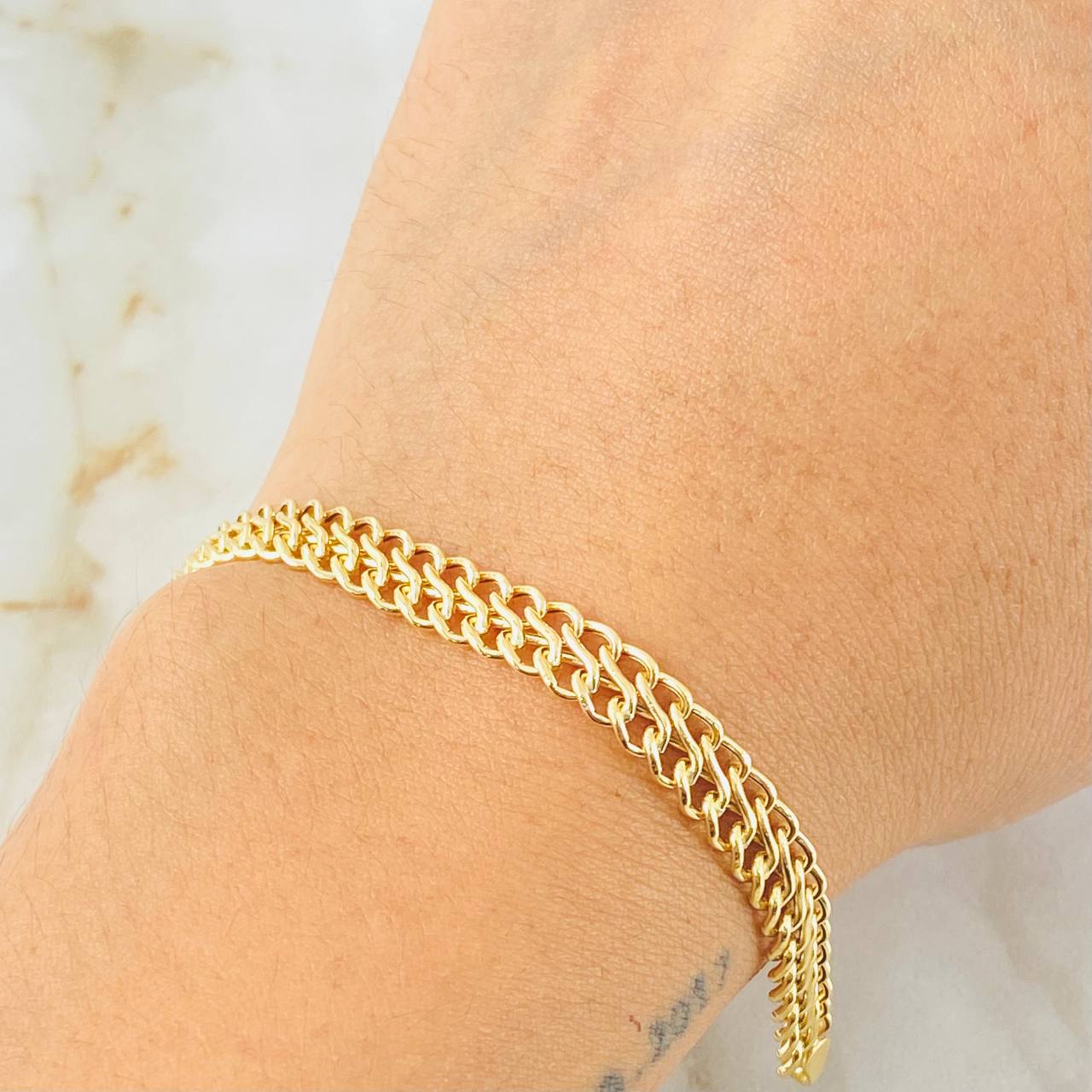 Pulso Sedusa 3.55gr / 7 1/2 in / 6mm Oro Amarillo +3 18K