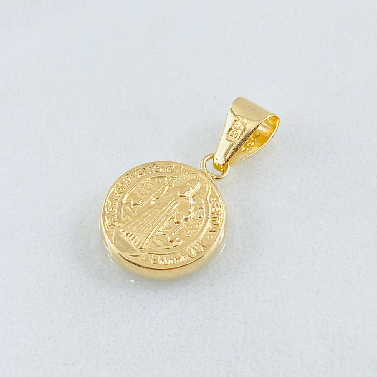 Dije San Benito 1gr / 1 in / Oro Amarillo 18K ©