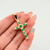 Dije Cruz Franciscana Esmeraldas 1.59 Qts 3.4gr / 1 1/2 in / Oro Amarillo 18K ©