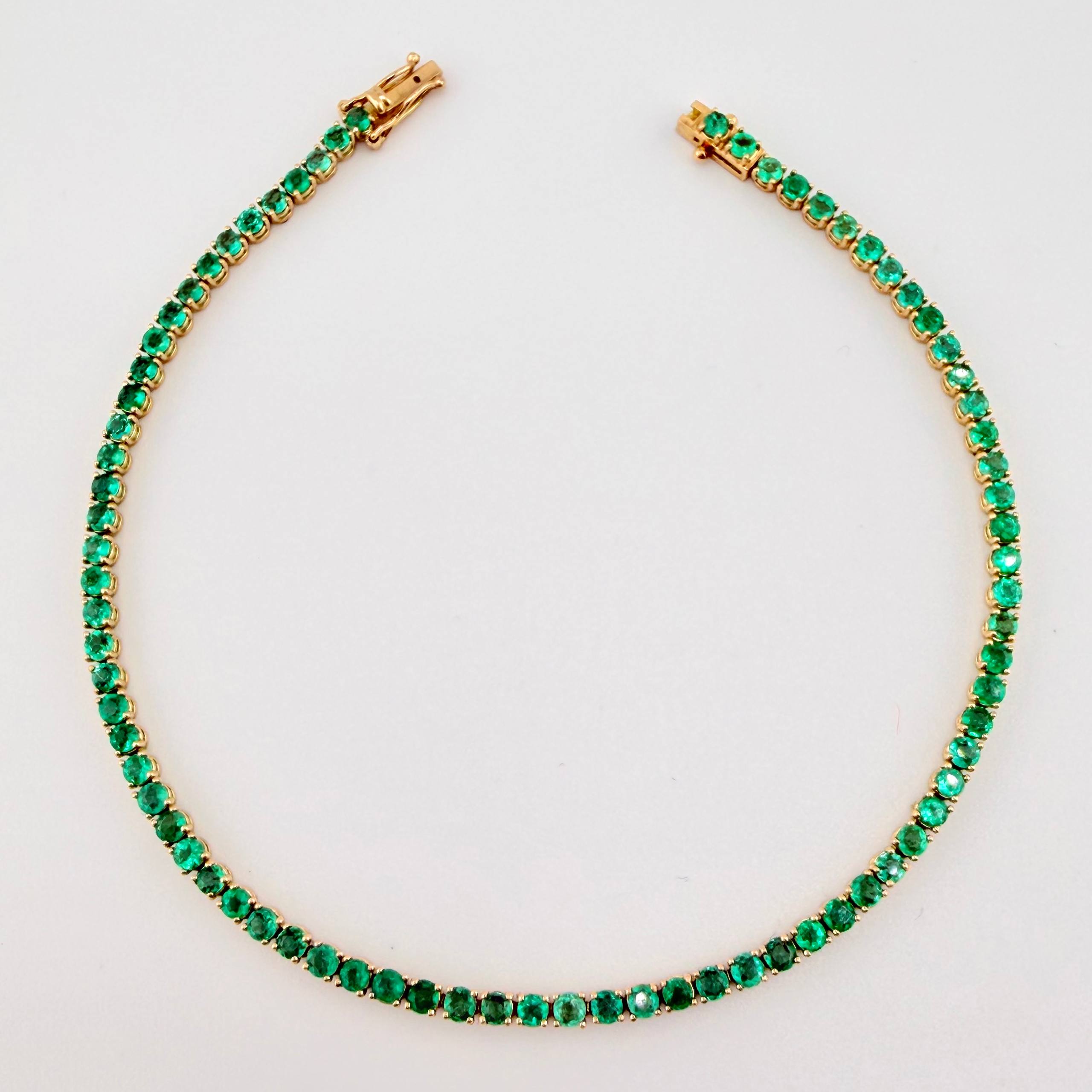 Pulso Tennis Esmeraldas 2.5 Qts 5.2gr / 7 1/4 in / Oro Amarillo 18K ©