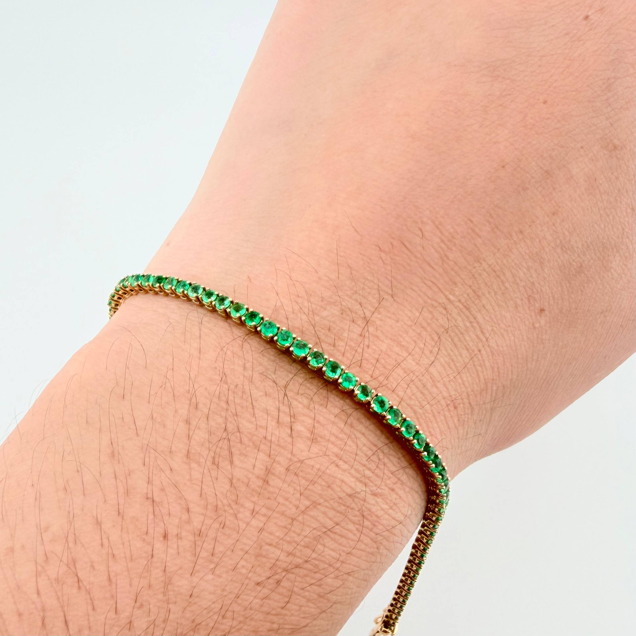 Pulso Tennis Esmeraldas 2.5 Qts 5.2gr / 7 1/4 in / Oro Amarillo 18K ©