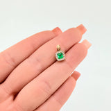 Dije Cuadro Borde Tupido Esmeraldas 35pts Diamantes 14pts 1.2gr / 1/2 in / Oro Amarillo 18K ©