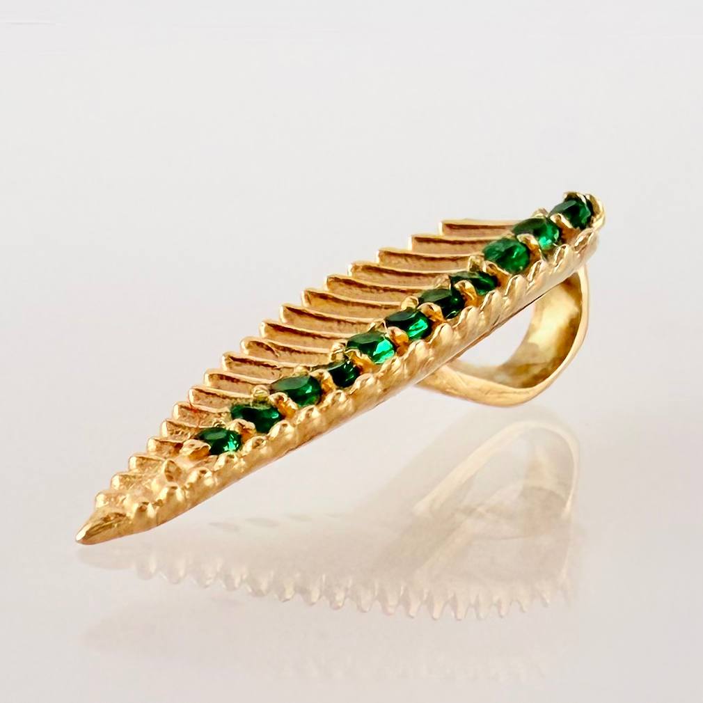 Dije Hoja De Laurel Esmeraldas 17pts 0.65gr / 3/4 in / Oro Amarillo 18K ©