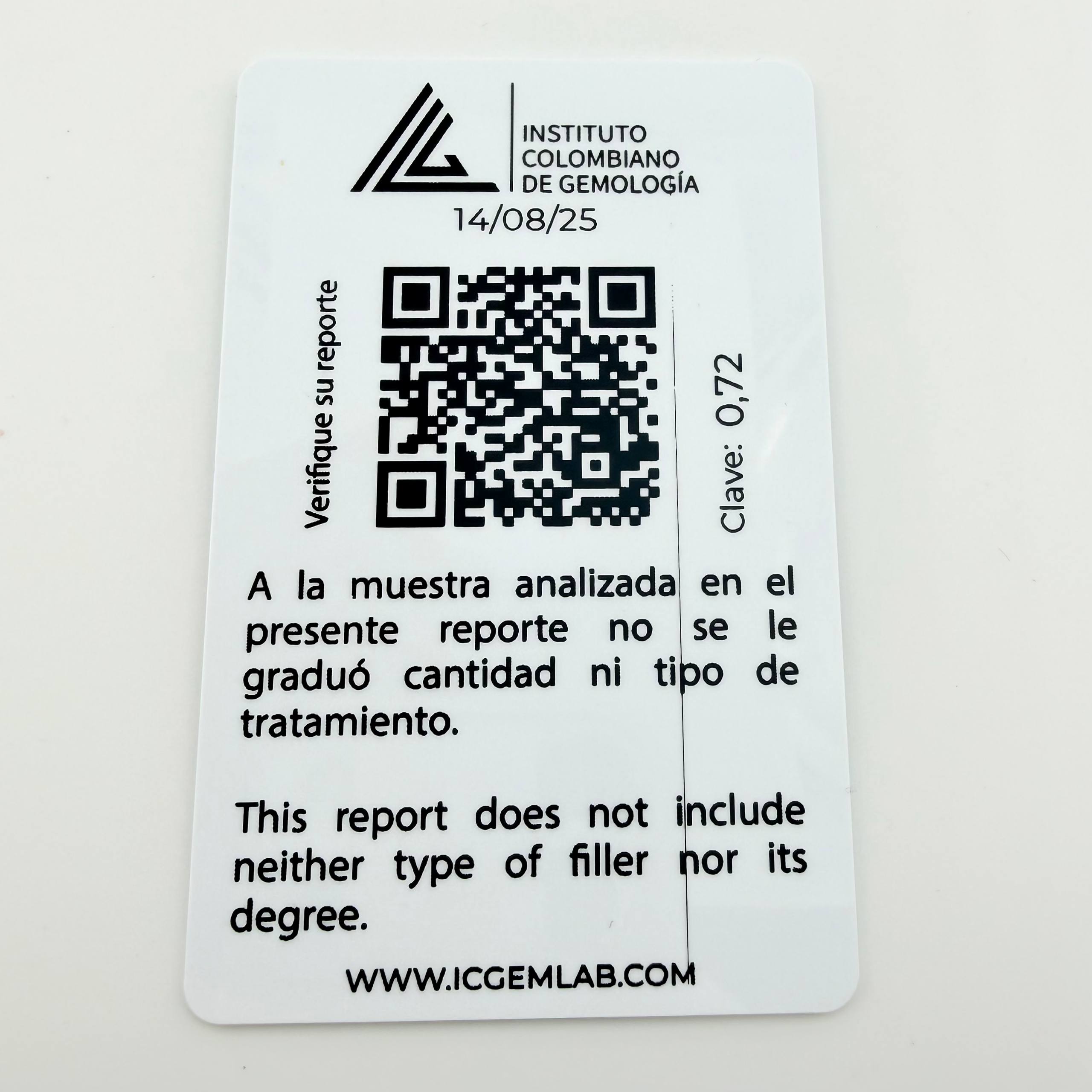 Dije Cubo Esmeralda 72pts 0.7gr / 6mm Oro Amarillo 18K ©