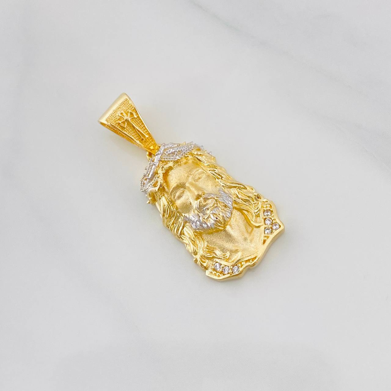 Dije Rostro de Cristo 3.55g / 1 1/4 in Dos Oros Amarillo Blanco 18K