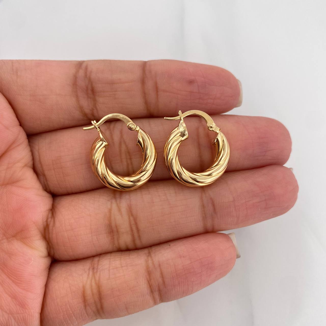 Candongas Mary 2.65g / 3/4 in Oro Amarillo 18K