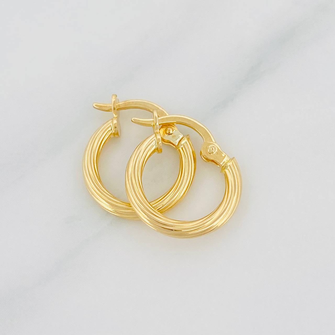Candongas Mary 1.05g / 1/2 in Oro Amarillo 18K