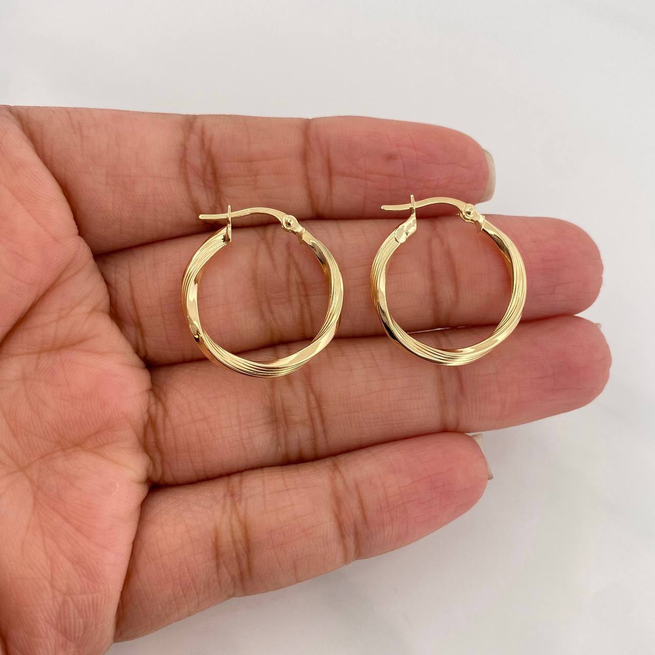 Candongas Mai 1.5g / 3/4 in Oro Amarillo 18K