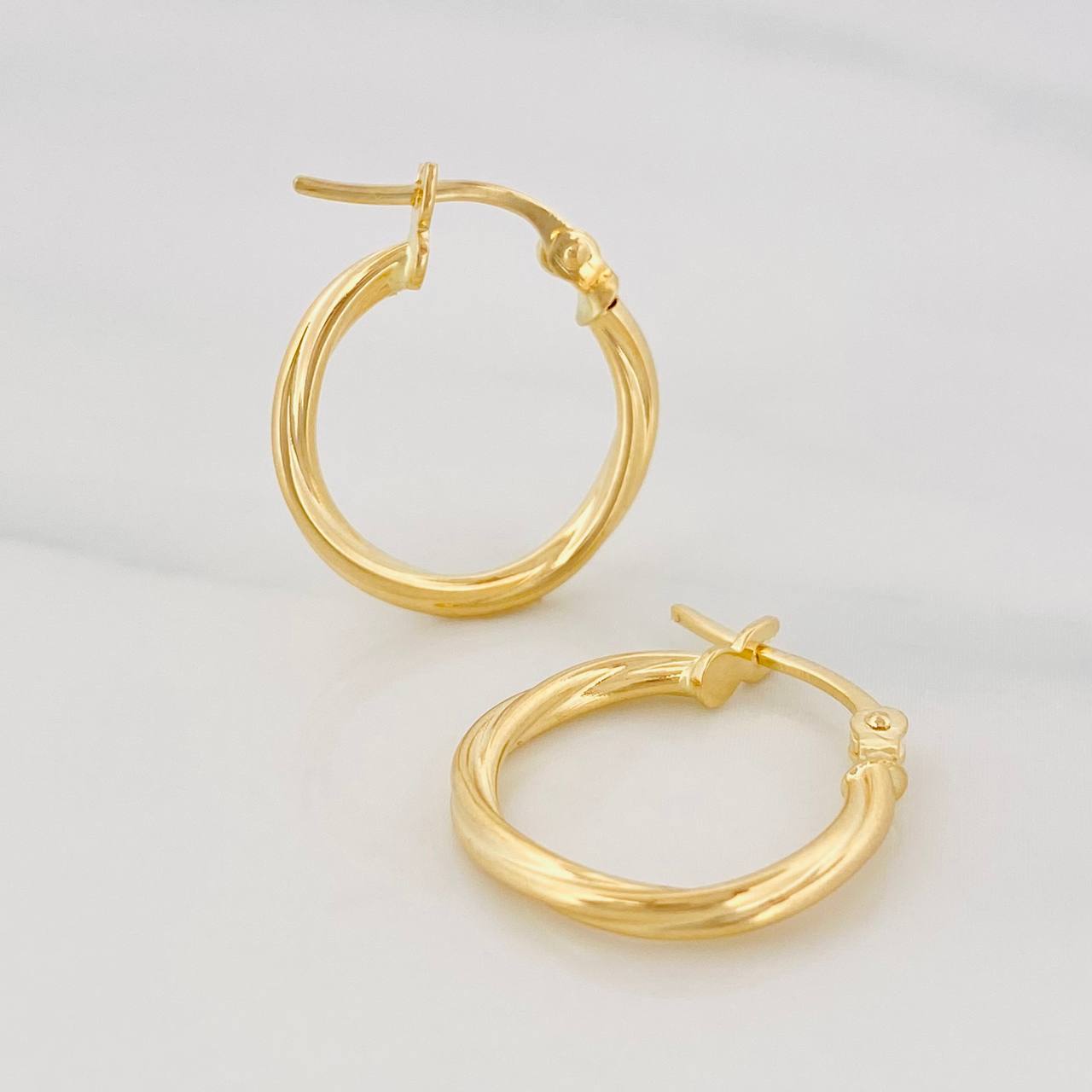 Candongas Mary 1.15g / 3/4 in Oro Amarillo 18K