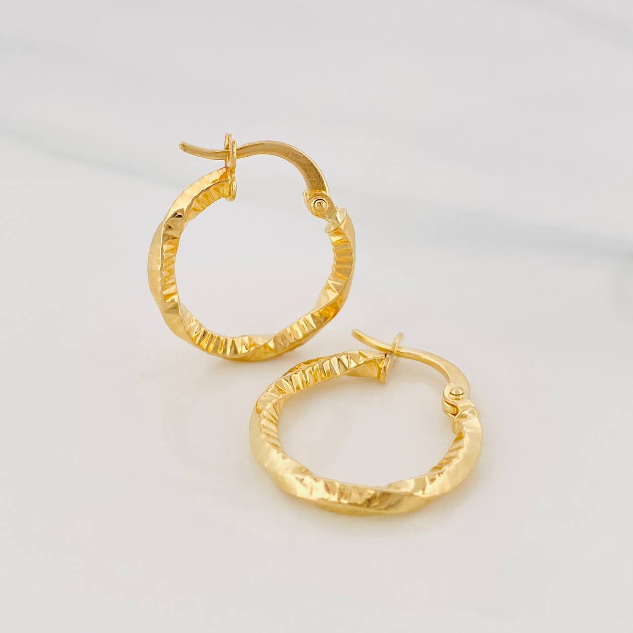 Candongas Majo 1.2g / 3/4 in Oro Amarillo 18K