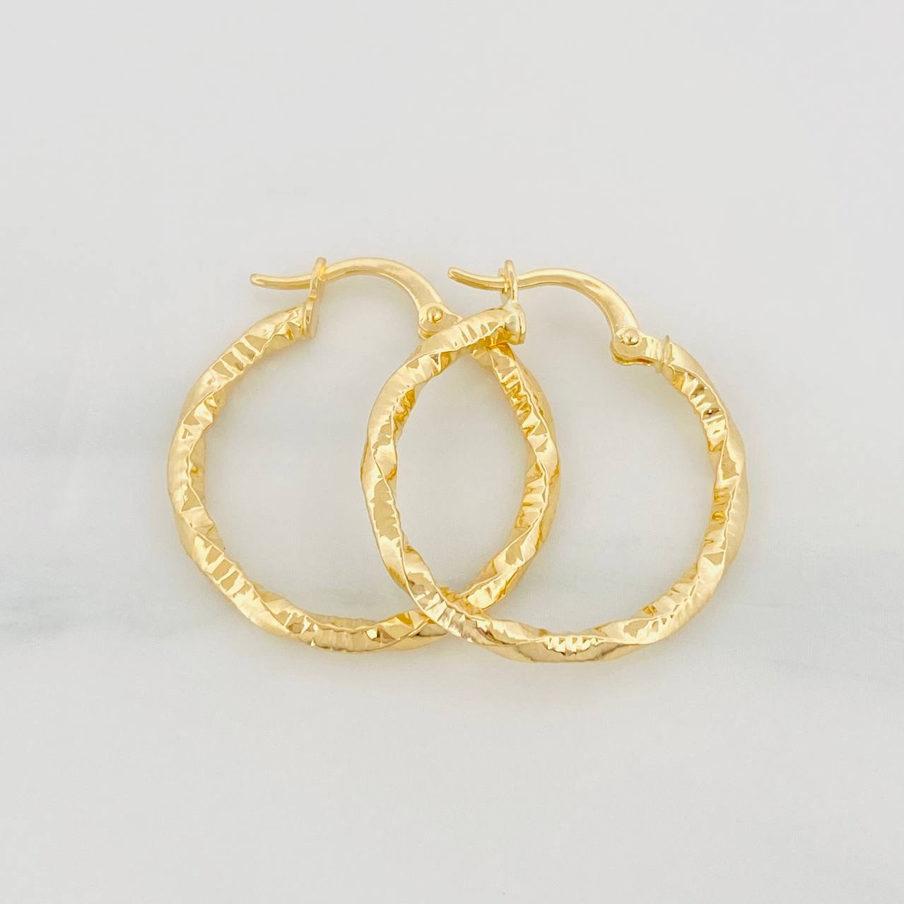 Hoop Earrings Majo 1.65g / 3/4 in Yellow Gold 18K