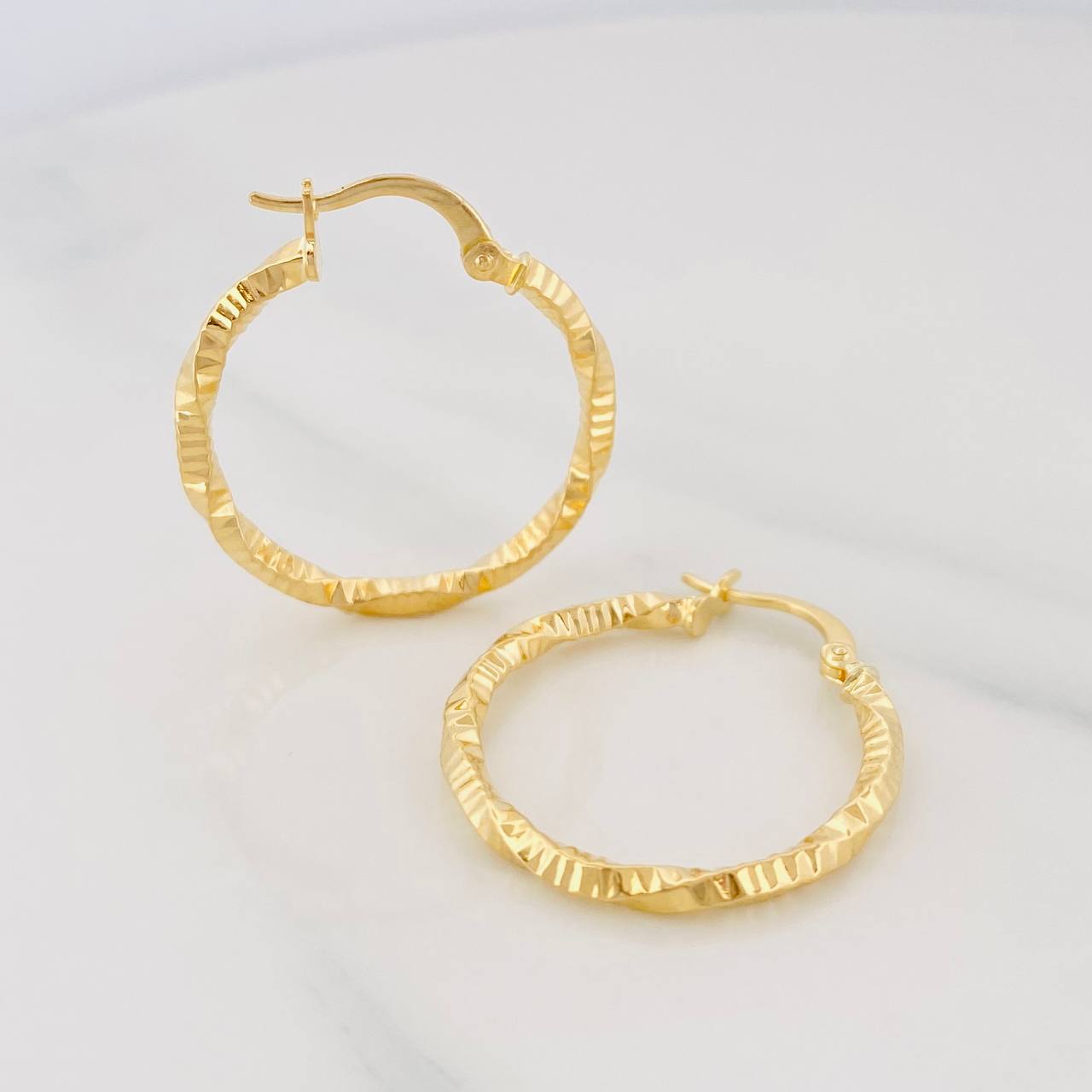 Hoop Earrings Majo 1.6g / 3/4 in Yellow Gold 18K