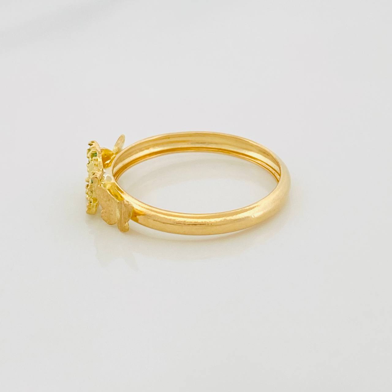 Anillo Mariposas 1.2g / T5 3/4 Oro Amarillo 18K