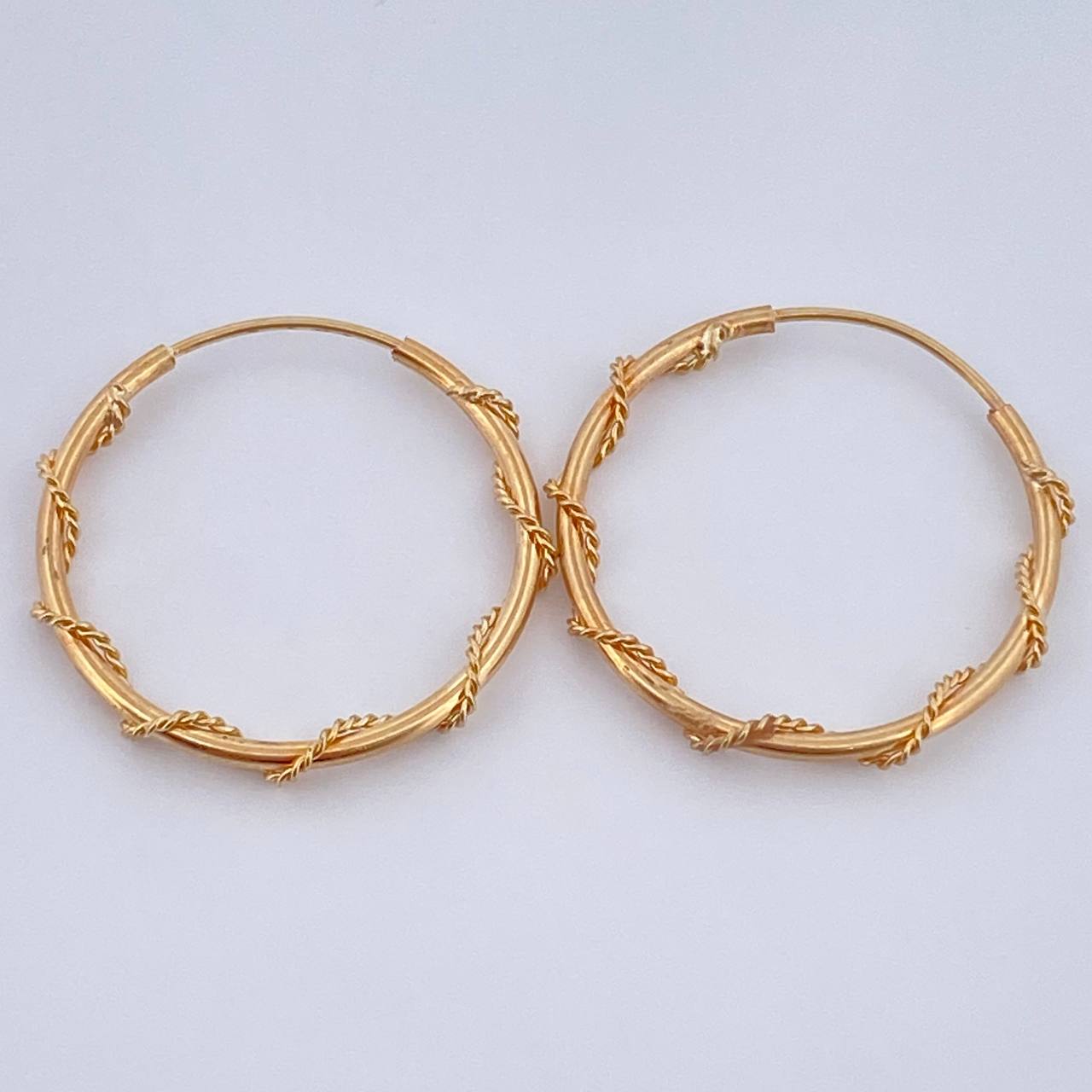 Hoop Earrings Hoop 1.25gr / 0.8in / 18K Gold