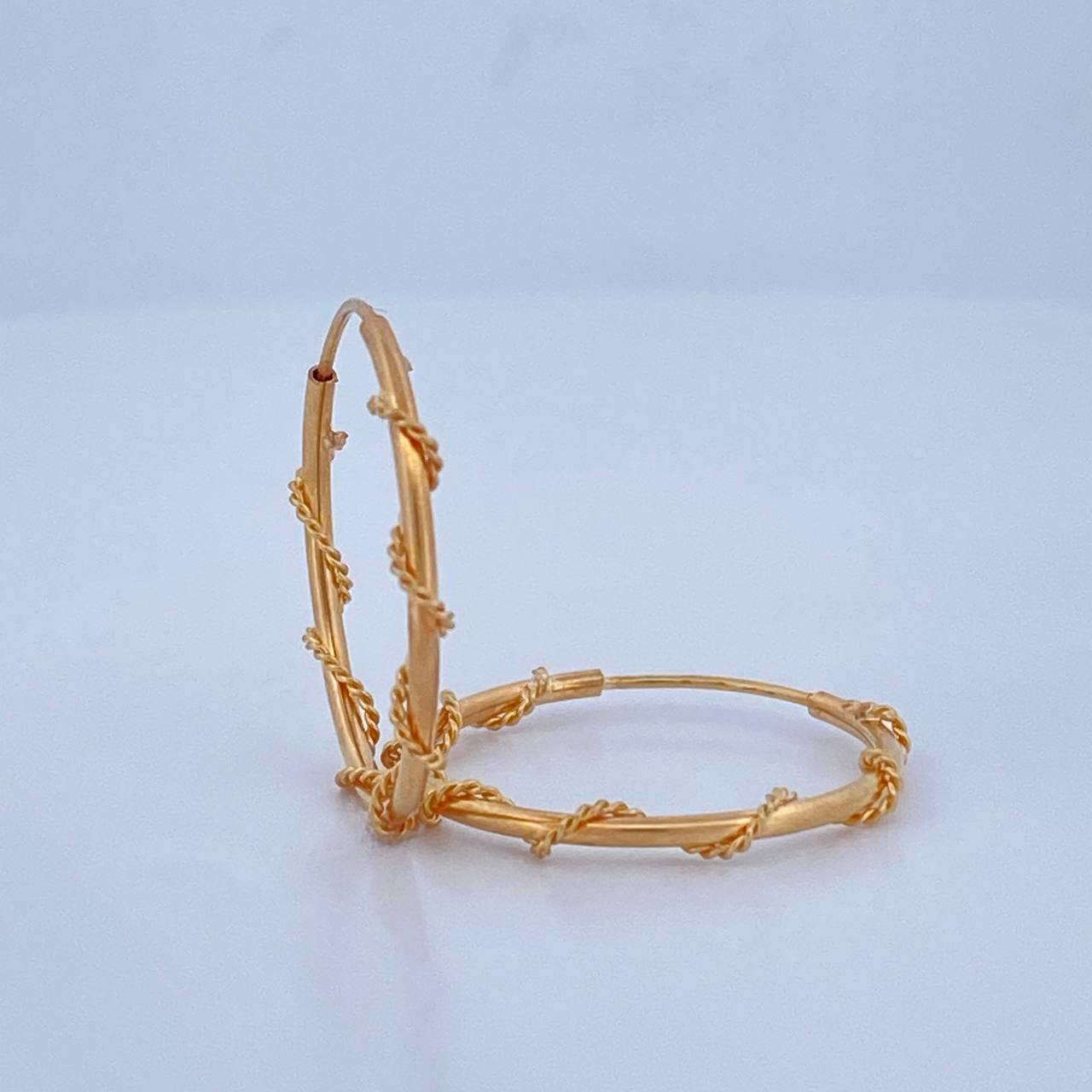 Hoop Earrings Hoop 1.25gr / 0.8in / 18K Gold