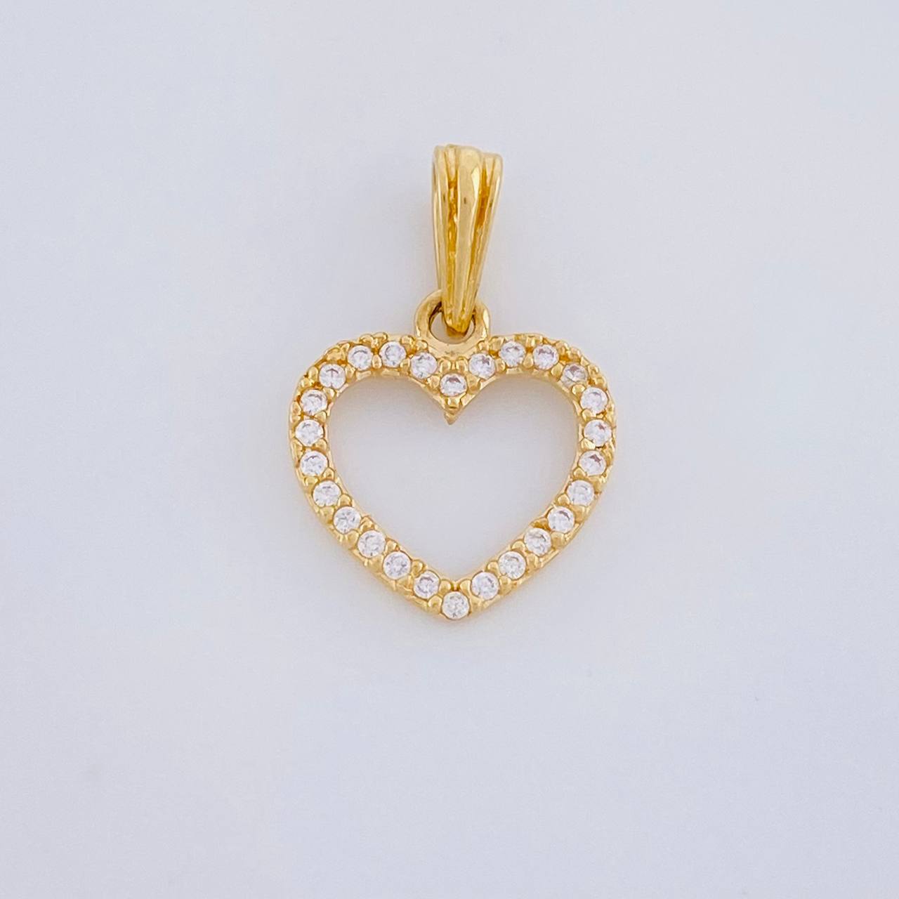 Dije Silueta Corazón Tupido 0.9g / 3/4 in Oro Amarillo 18K