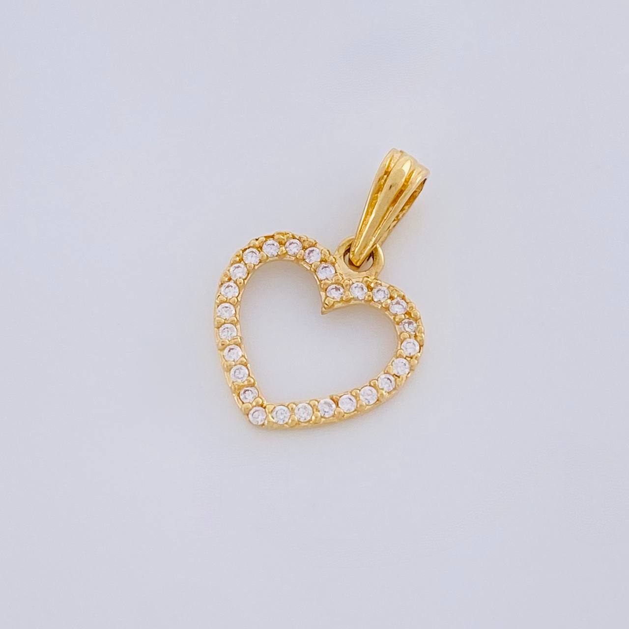 Dije Silueta Corazón Tupido 0.9g / 3/4 in Oro Amarillo 18K