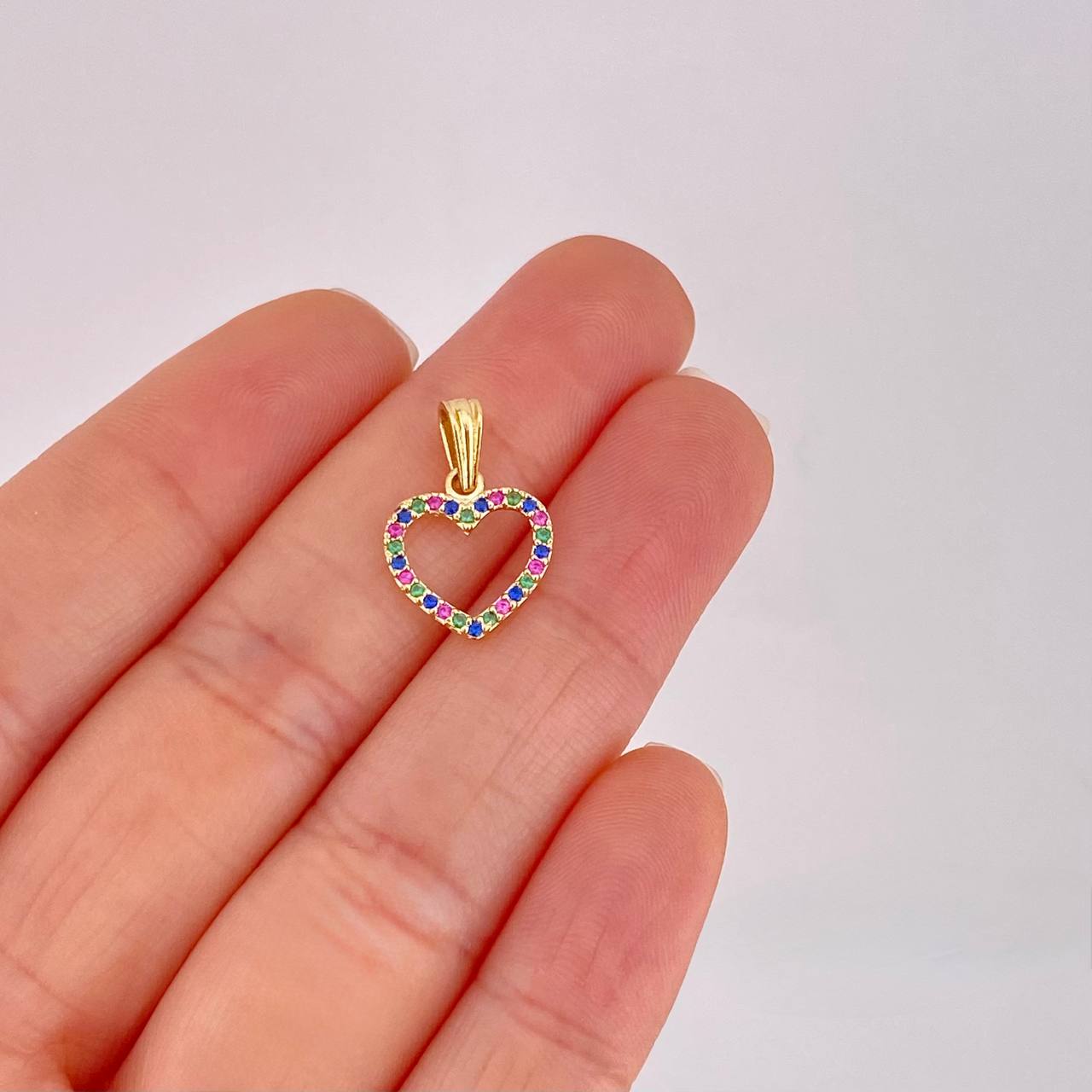 Dije Silueta Corazón Tupido 0.85g / 3/4 in Oro Amarillo 18K