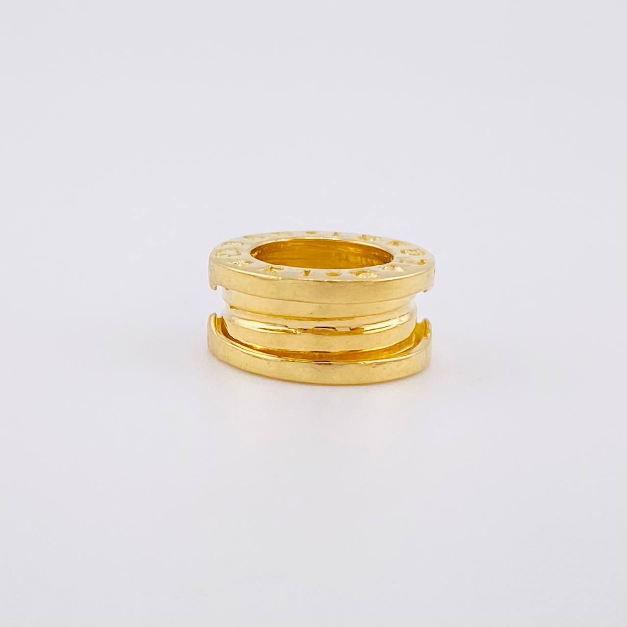 Dije Bv 2.8g / 1/2 in Oro Amarillo 18K