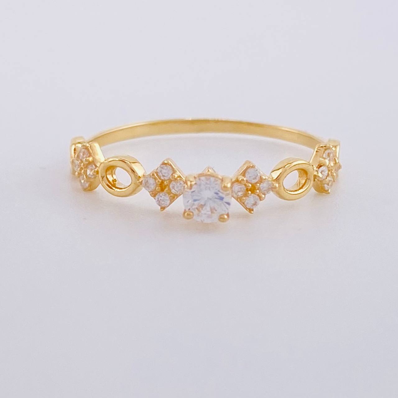 Solitaire Ring Alternating Rhombuses 1.1g / T7 1/4 Yellow Gold 18K
