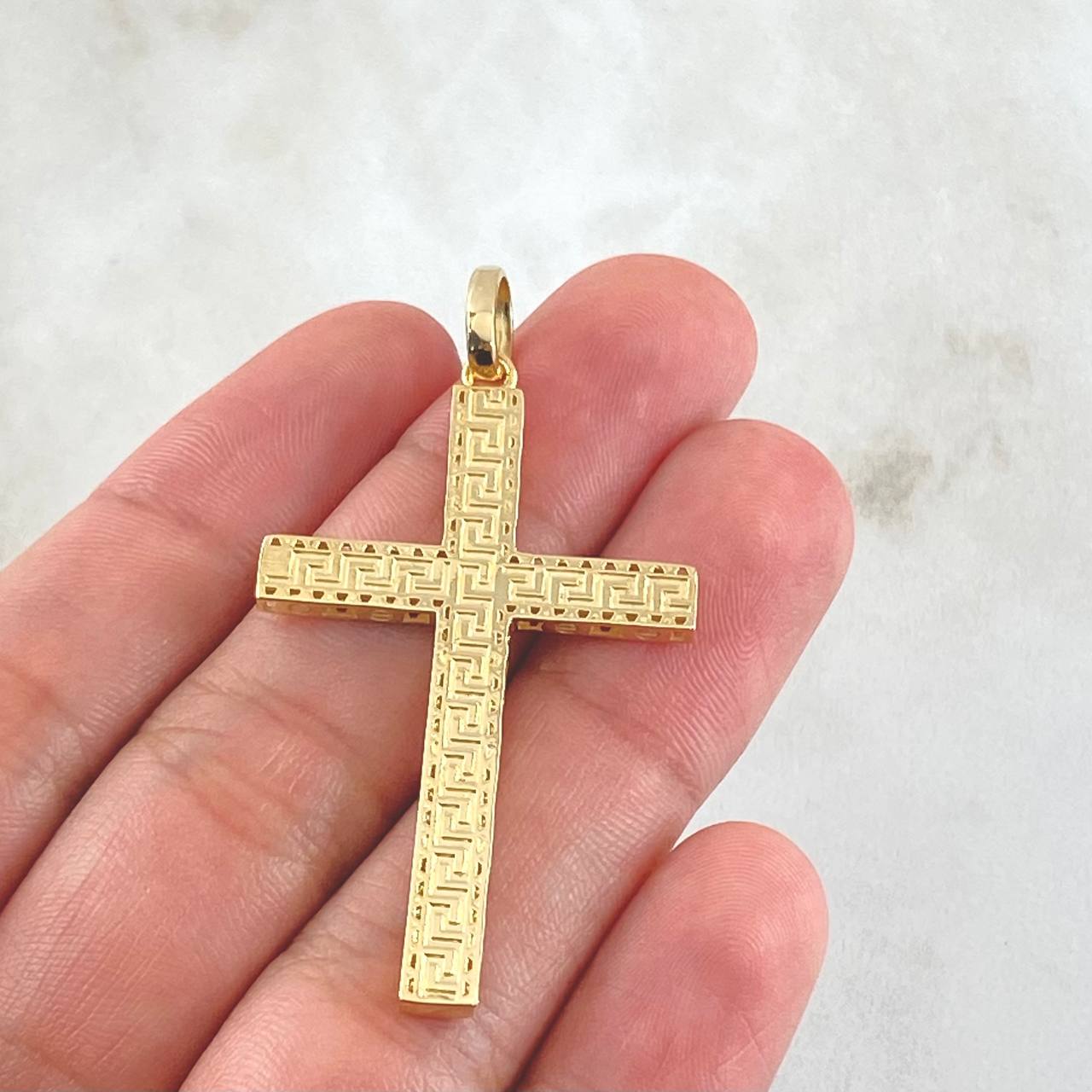 Dije Cruz Tribal 4.6g / 2 in Oro Amarillo 18K