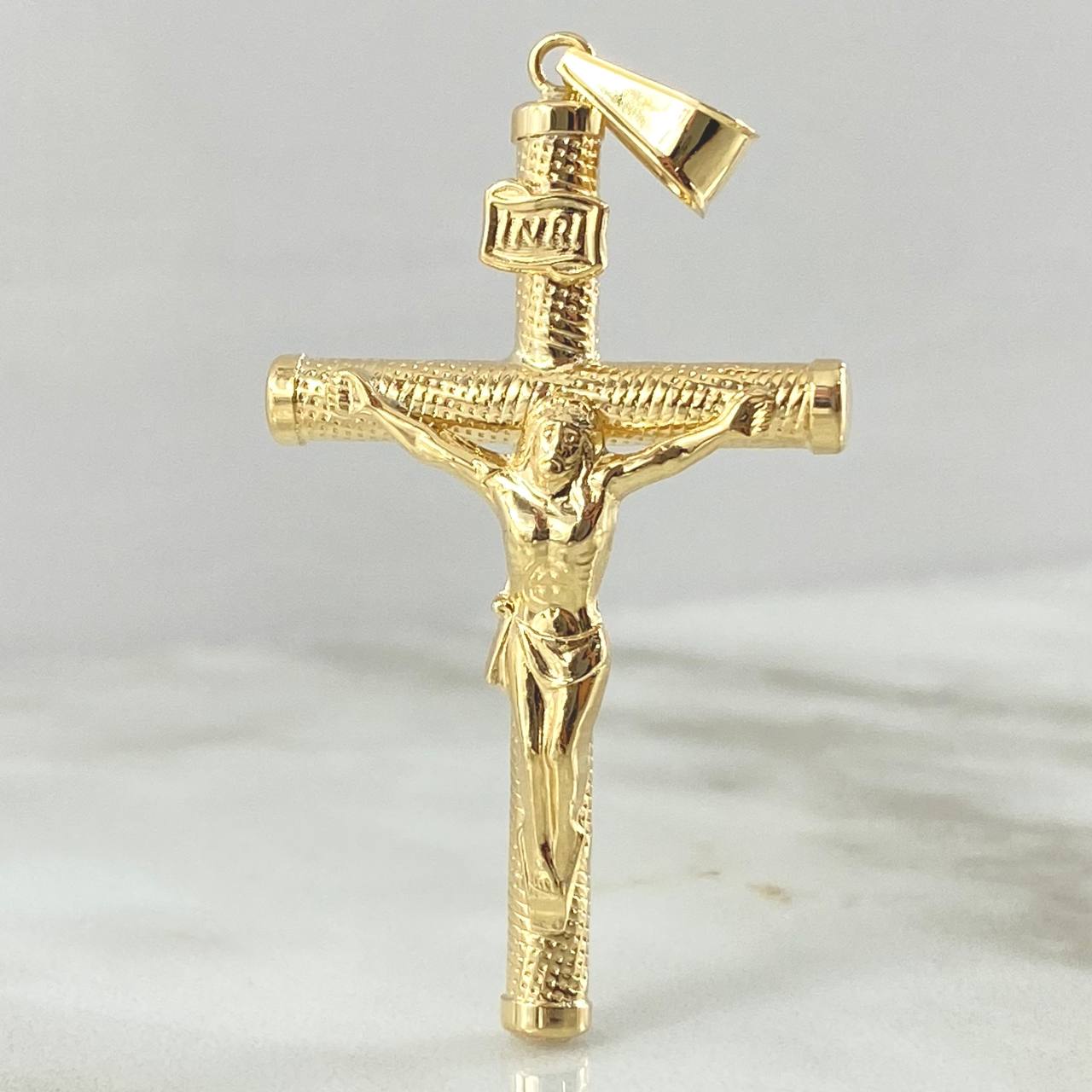 Pendant Cross Christ 3.1gr / 2.3in / 18K Gold