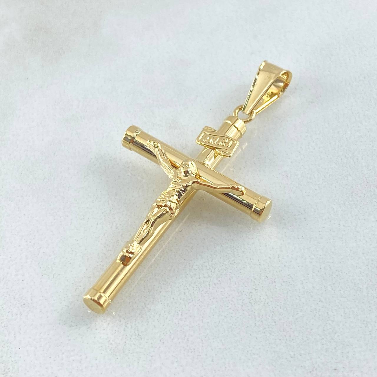 Pendant Cross Christ 1.75gr / 1.7in / 18K Gold *