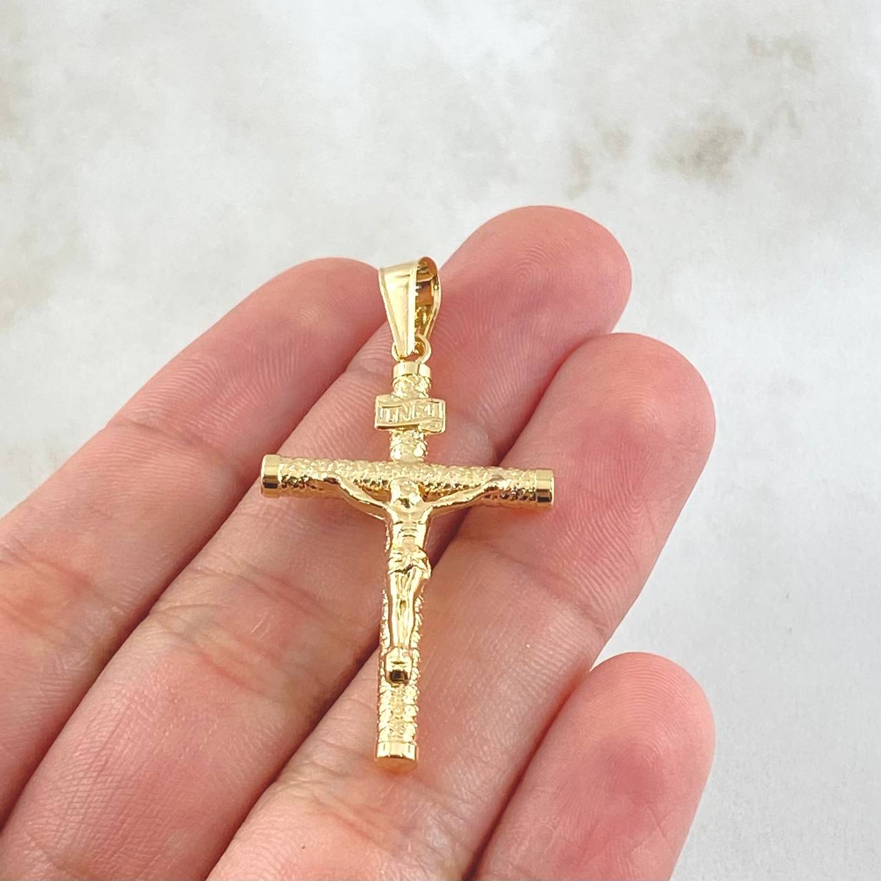 Dije Crúz Cristo 1.75gr / 4.3cm / Oro 18K ©