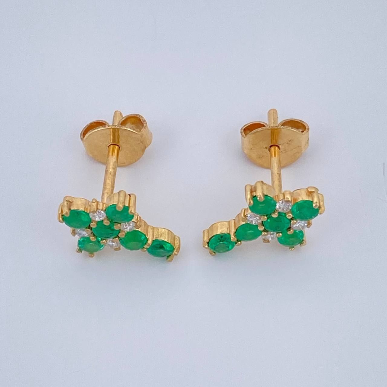 Topos Cruz Esmeraldas 35Pts Diamantes 10Pts 1.75gr / 10.85mm Oro Amarillo 18K %