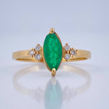 Anillo Ojo De Gato Esmeralda 70Pts Diamantes 15Pts 2.05gr / T7 1/4 / Oro Amarillo 18K %